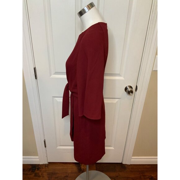 Tahari Arthur S. Levine Dark Red 3/4 Sleeve Shift Dress W/ Tie, Size 6 - Picture 3 of 5